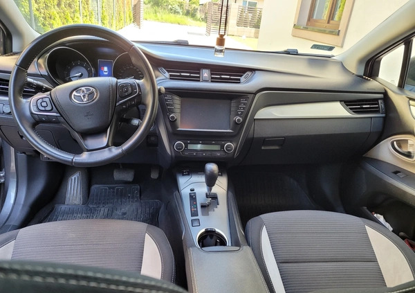Toyota Avensis cena 59900 przebieg: 140000, rok produkcji 2015 z Łask małe 22
